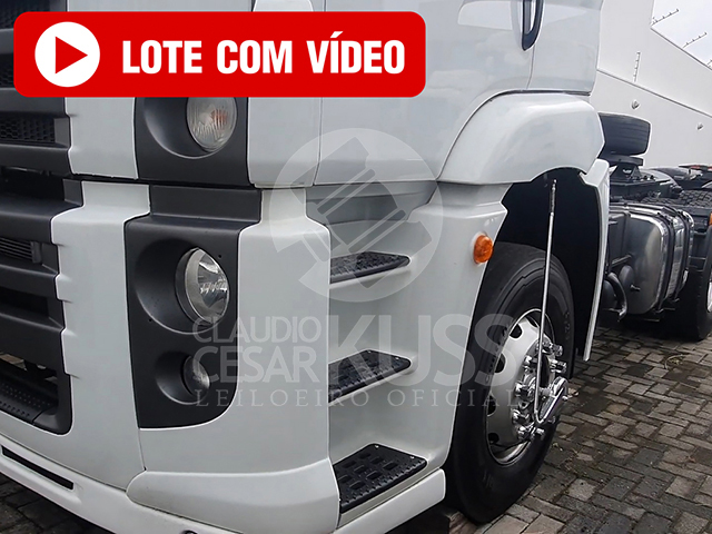 Lote 003 - VOLKSWAGEN 26-390 E Constel. 6x4 2p 2014