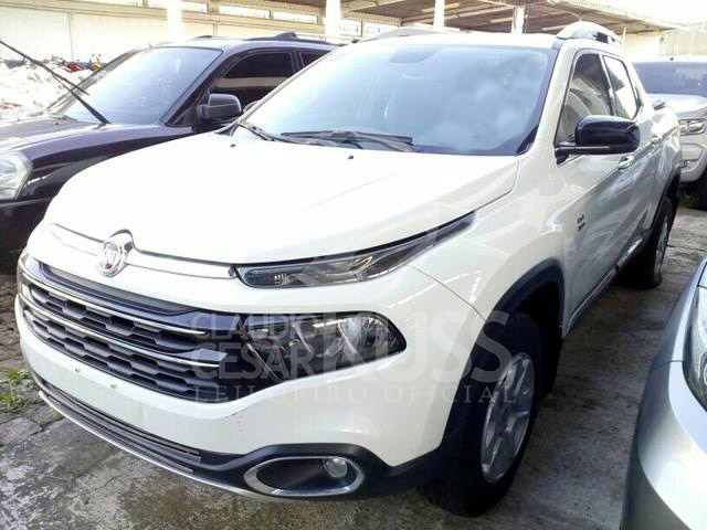 Lote 024 - FIAT TORO VOLCANO 2.0 DIESEL AT9 4X4 2018