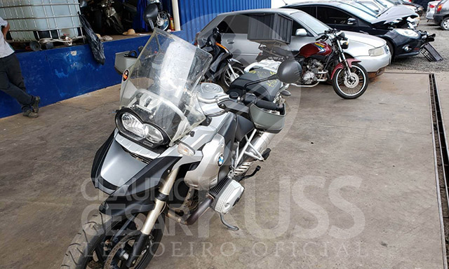 ‎LOTE 003 - BMW R 1200 2009