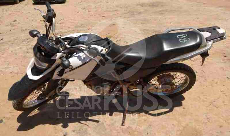 LOTE 009 - YAMAHA XTZ 150 2016