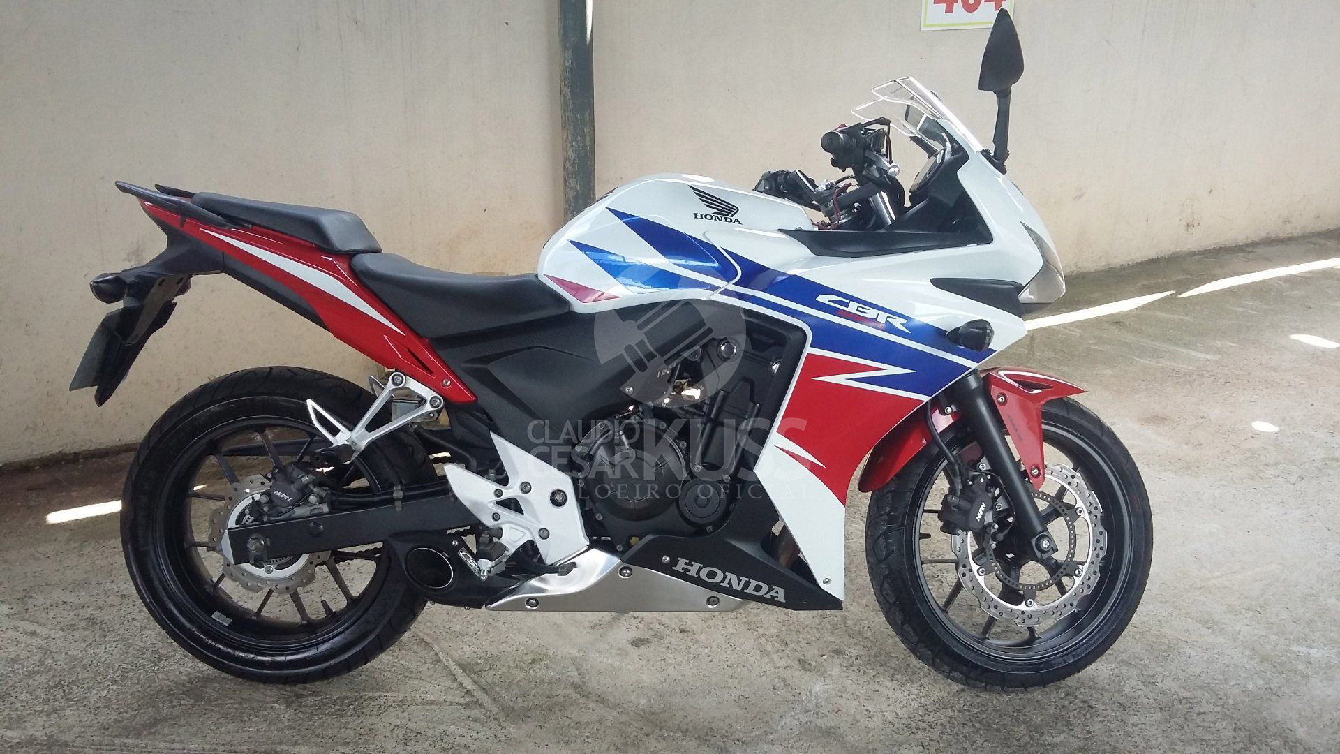 LOTE 007 - Honda Cbr-500  2015