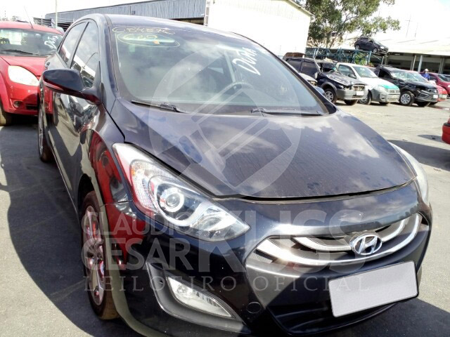 LOTE 018 - Hyundai I30  1.6 16V S-CVVT GD 2013