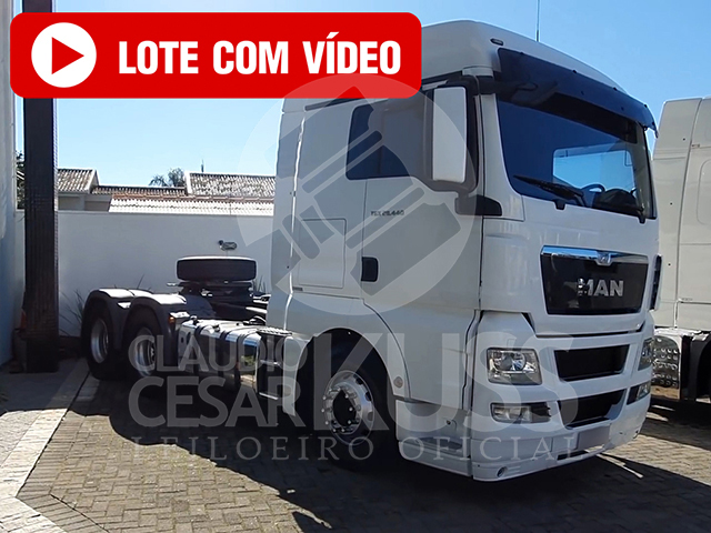 LOTE 003 - MAN TGX 29.440 2015