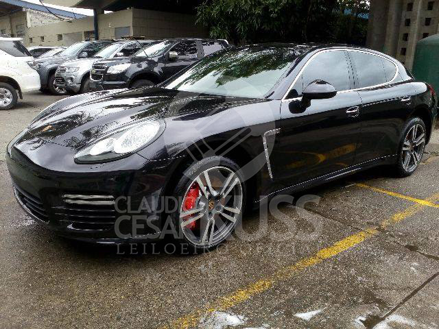 LOTE 001 - PORSHE PANAMERA 4.8 Turbo 4WD 2010