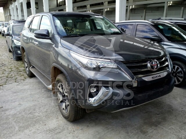 LOTE 021 - Hilux SW4 SRX Diamond 4x4 2.8 Turbo Diesel 2019